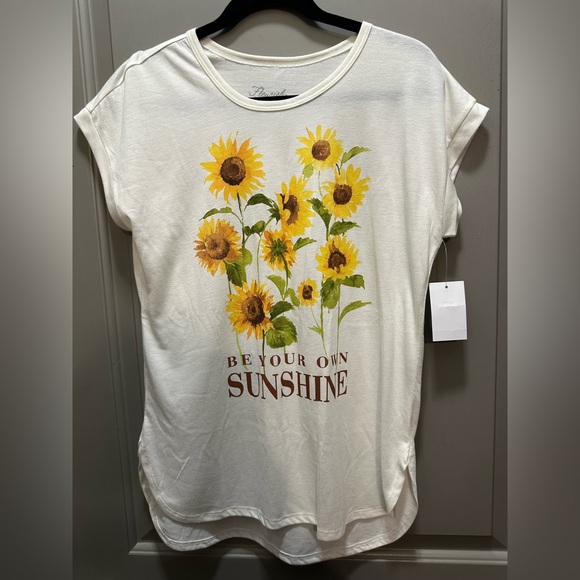 Fleurish Tops - Fleurish Size S Cap Sleeve Sunflower Tee NWT